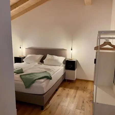 Διαμέρισμα Steinackerhof - 2 Wolpadingen
